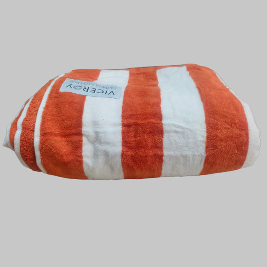 Vibrant Beach Towel – Soft, Quick-Dry & Sand-Resistant Comfort